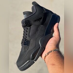 SOLD❗️Air Jordan 4 black cat (2025)